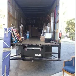 Skinny Wimp Moving photo 1
