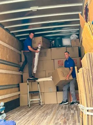 Red Barn Movers photo 1